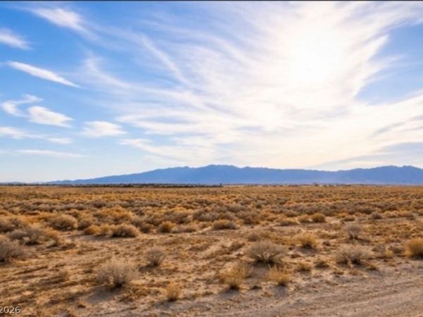 4481 E Gamebird Road , Pahrump, NV 89048