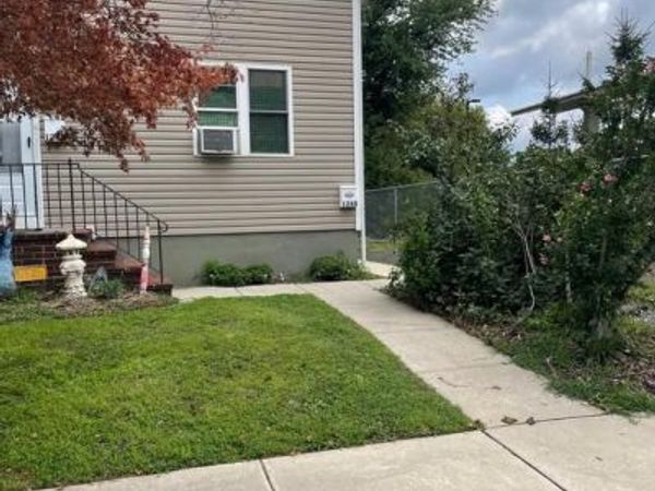 126 GROVE STREET, Unit 2ND FLOOR, MORRISVILLE, PA 19067