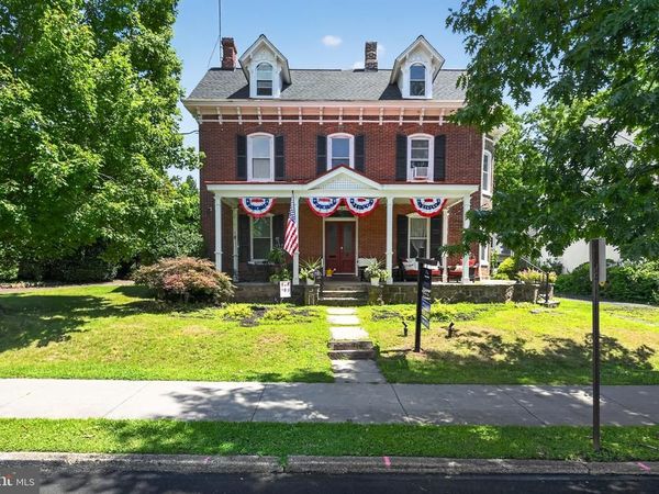 255 S STATE STREET, NEWTOWN, PA 18940