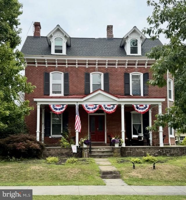 255 S STATE STREET, NEWTOWN, PA 18940