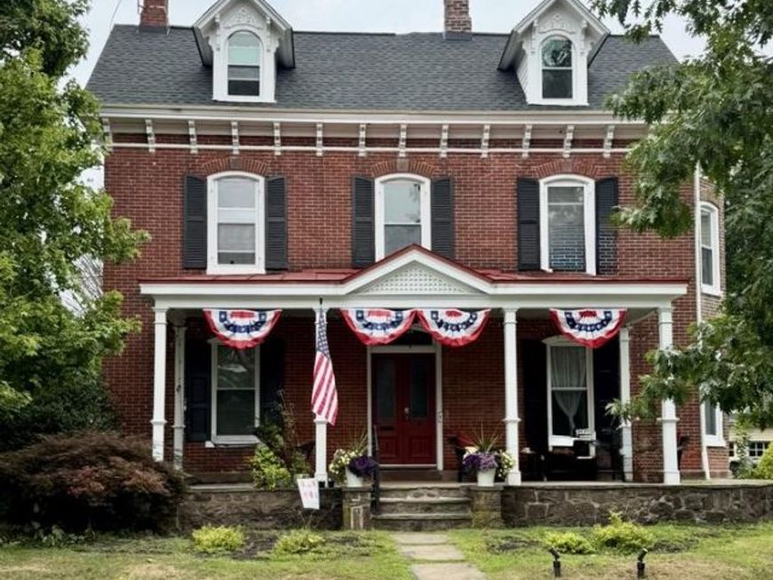 255 S State Street, Newtown, PA 18940 Main Photo