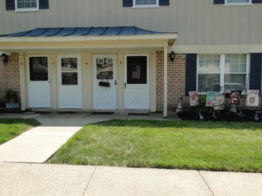8 SHANNON DRIVE, NORTH WALES, PA 19454