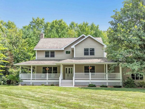 N3636 WILLOW ROAD, Pulaski, WI 54162