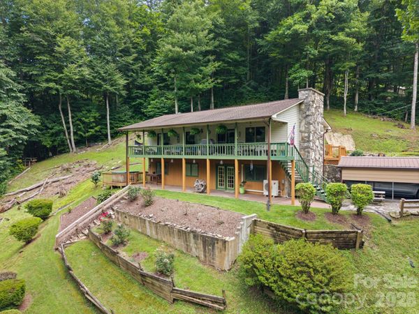 275 Knob Hill Estates Road , Sylva, NC 28779