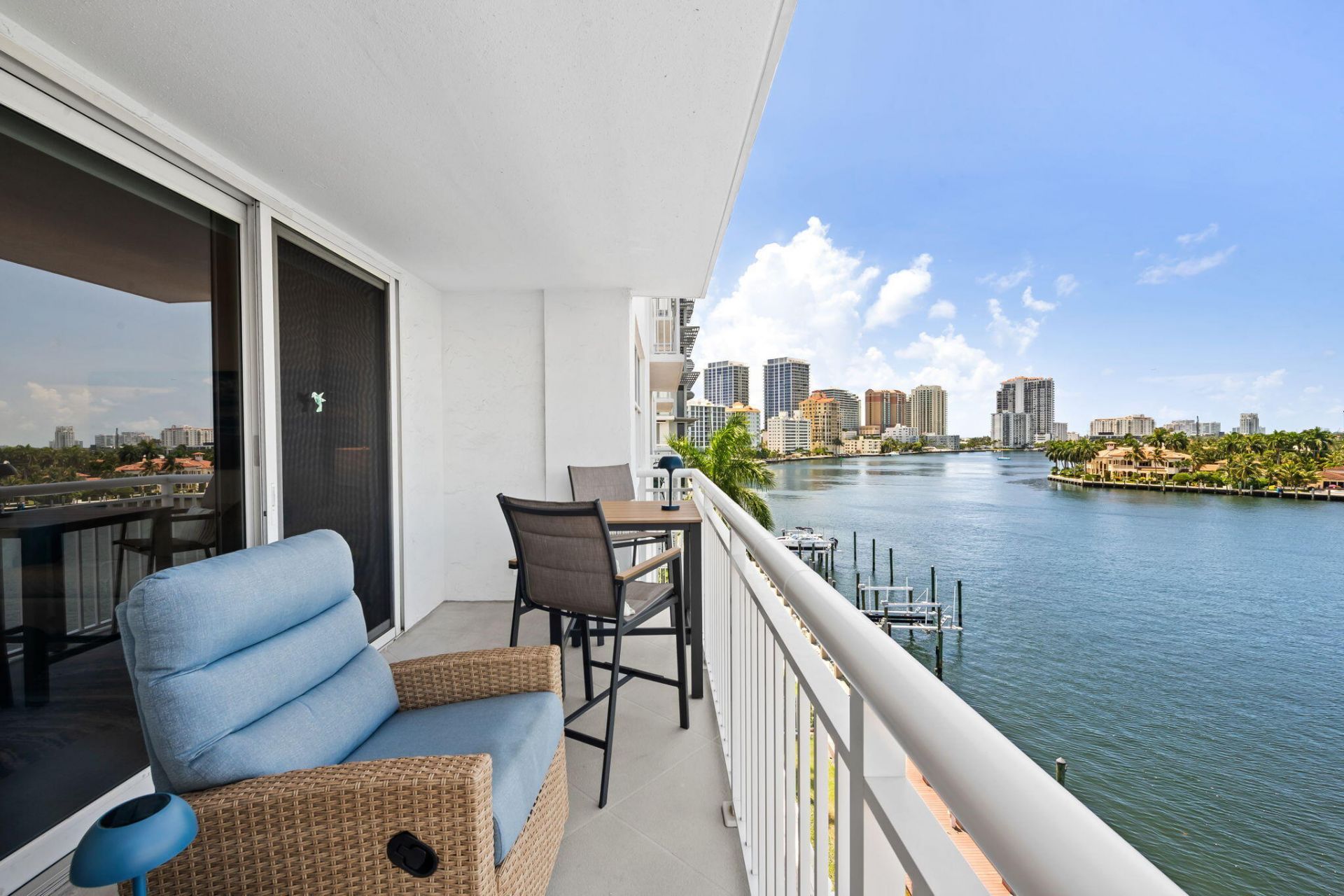 511 Bayshore Drive, Unit 603, Fort Lauderdale, FL 33304 Photo