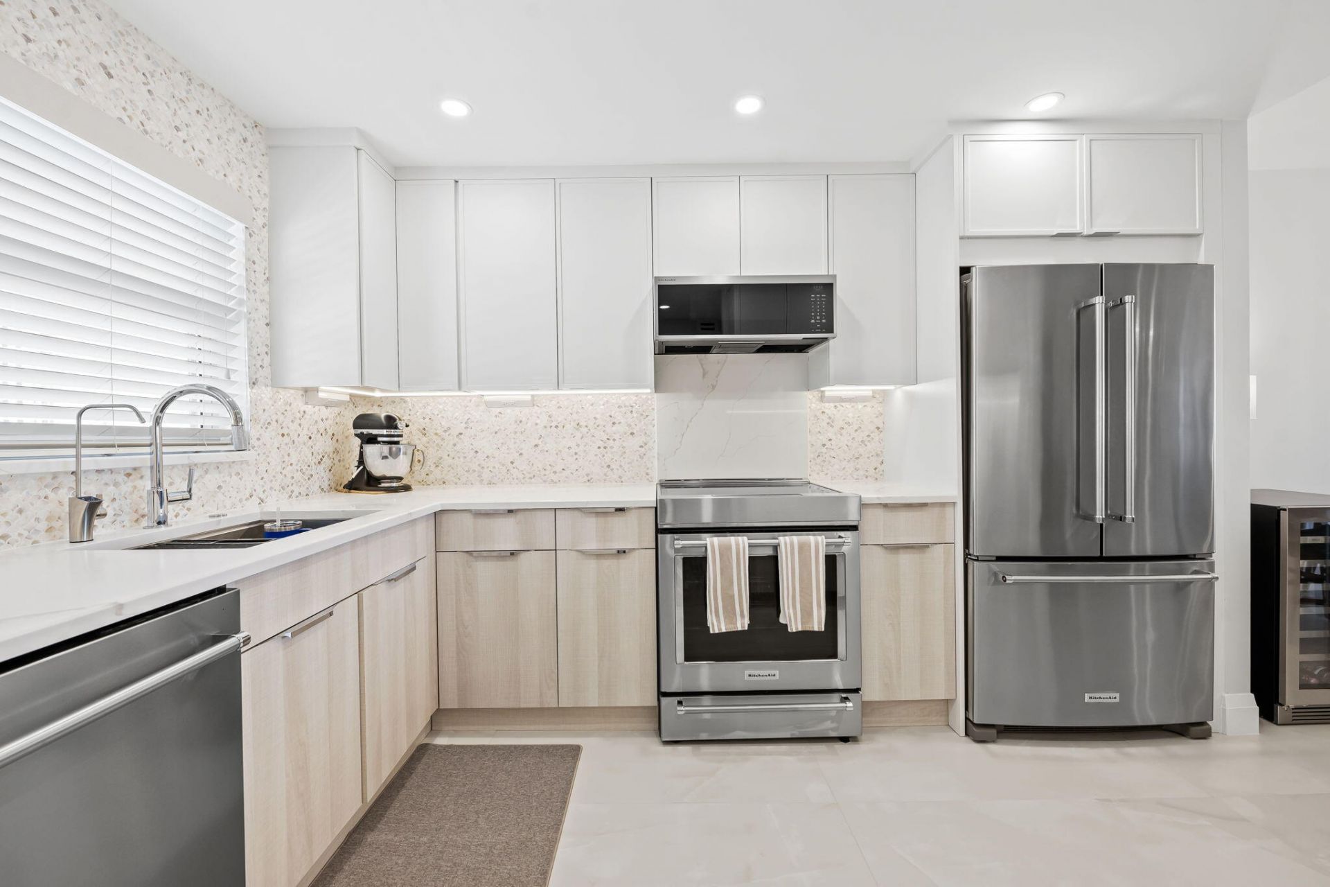 511 Bayshore Drive, Unit 603, Fort Lauderdale, FL 33304 Photo
