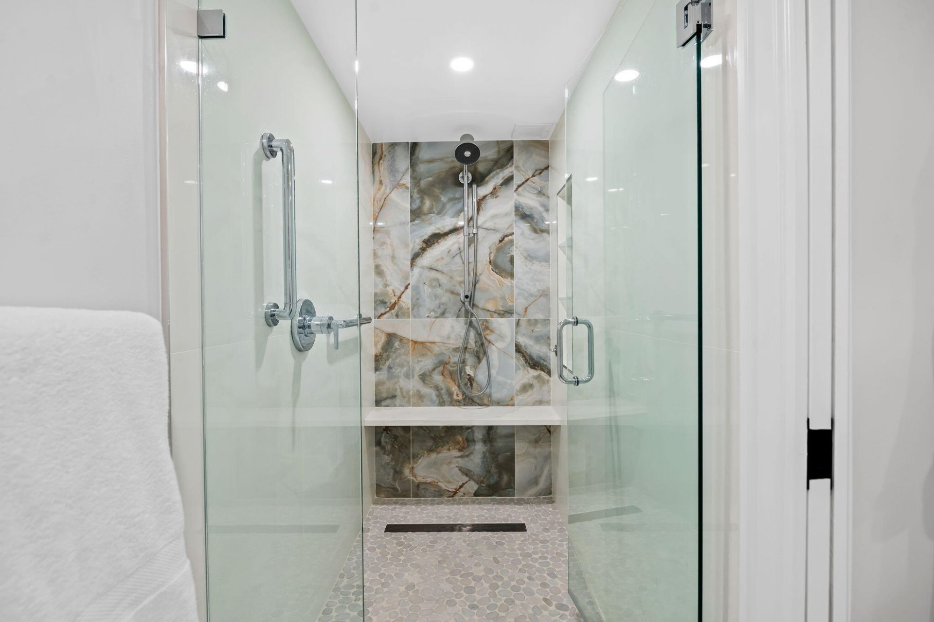 511 Bayshore Drive, Unit 603, Fort Lauderdale, FL 33304 Photo