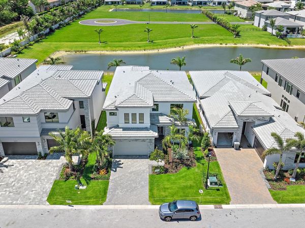 20471 Southernwood Avenue, Boca Raton, FL 33434