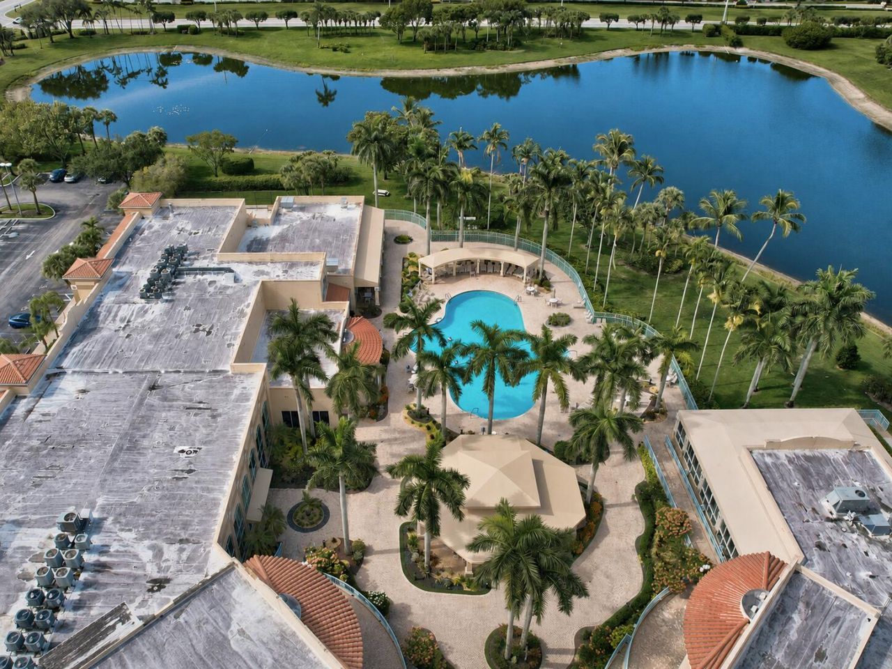 5906 Crystal Shores Drive, Unit 404, Boynton Beach, FL 33437 Photo