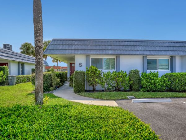 2886 Fernley Drive E, Unit 5, West Palm Beach, FL 33415