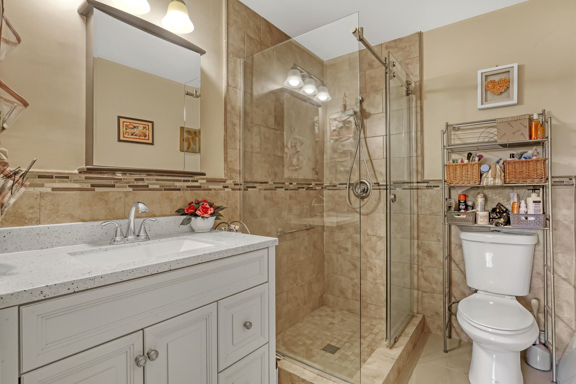 2886 Fernley Drive E, Unit 5, West Palm Beach, FL 33415 Photo