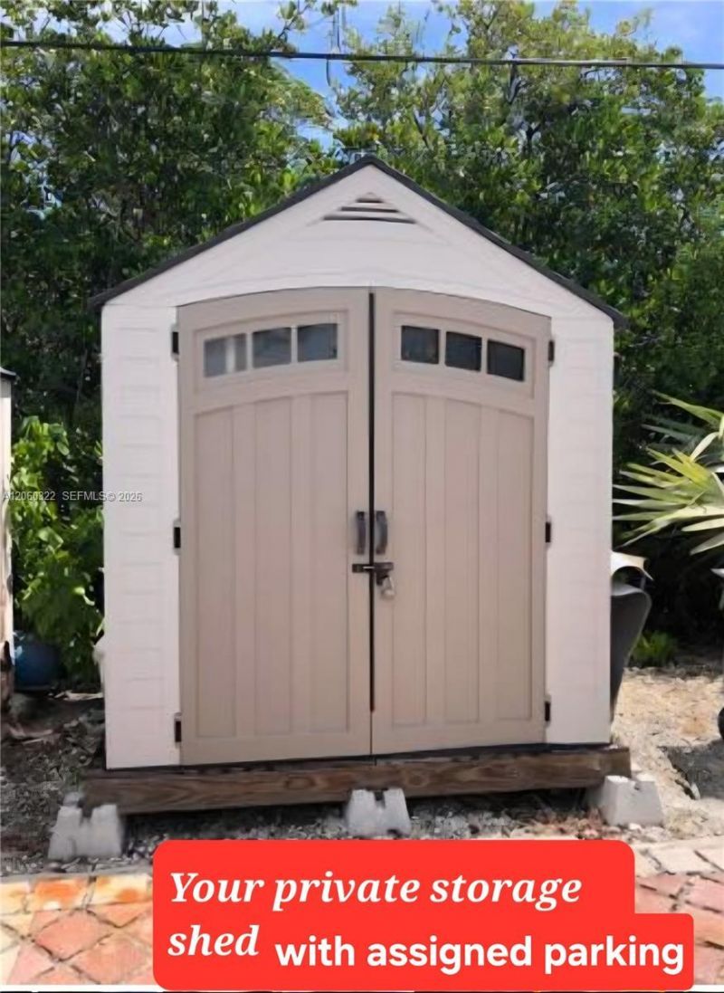 100 Avenue I , Marathon, FL 33050 Photo