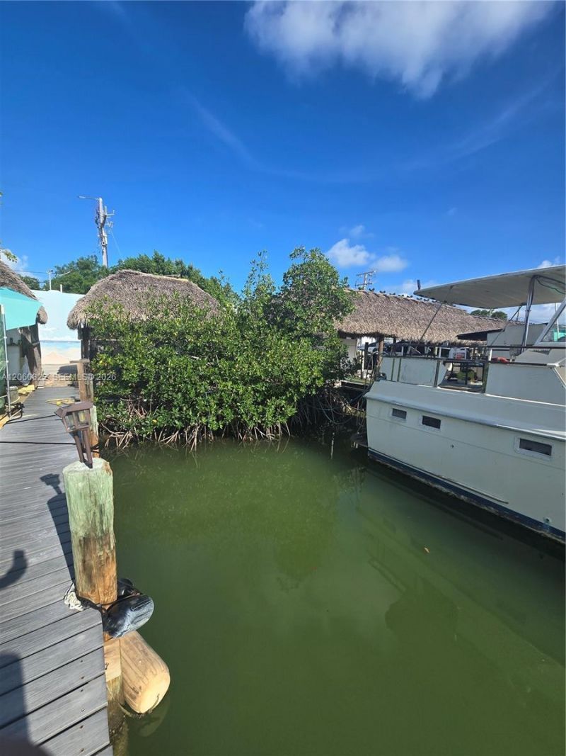 100 Avenue I , Marathon, FL 33050 Photo