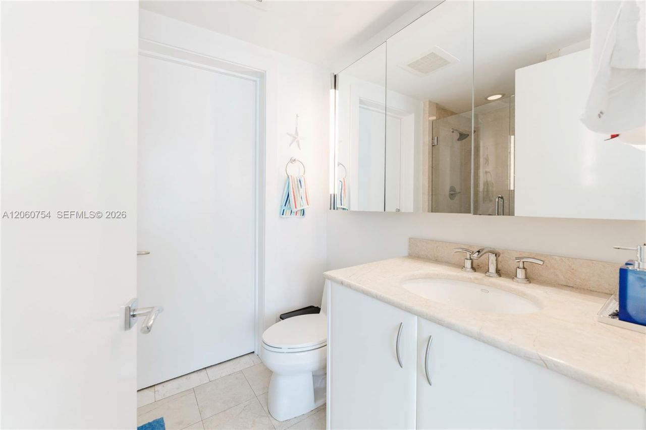 1331 Brickell Bay Dr, Unit 2805, Miami, FL 33131 Photo