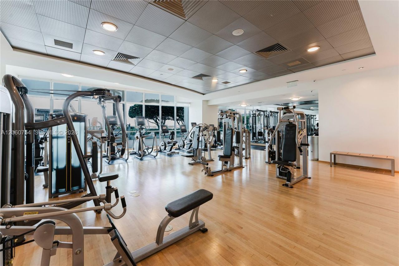 1331 Brickell Bay Dr, Unit 2805, Miami, FL 33131 Photo