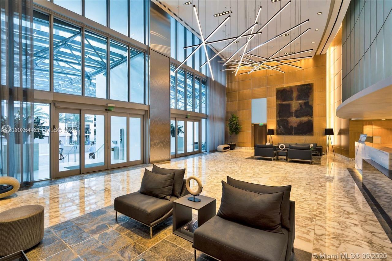 1331 Brickell Bay Dr, Unit 2805, Miami, FL 33131 Photo