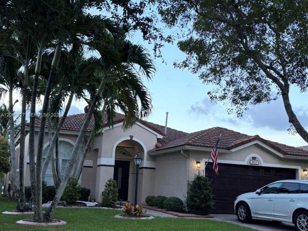 1853 NW 130th Ave , Pembroke Pines, FL 33028