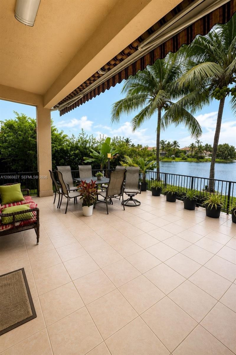 1853 NW 130th Ave, Pembroke Pines, FL 33028 Photo