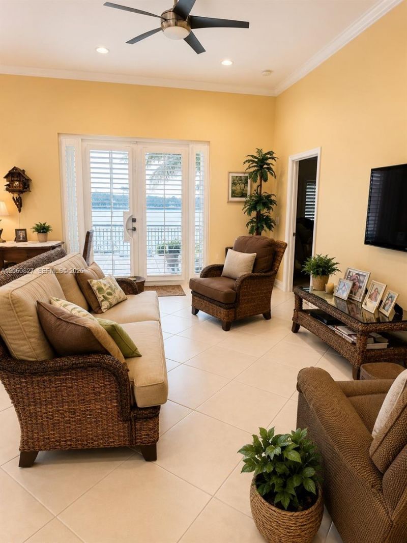 1853 NW 130th Ave, Pembroke Pines, FL 33028 Photo