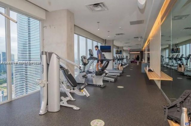151 SE 1st St, Unit 3111, Miami, FL 33131 Photo