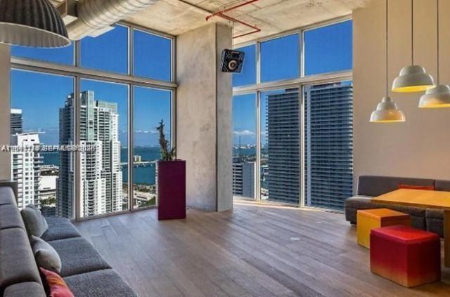 151 SE 1st St, Unit 3111, Miami, FL 33131 Photo
