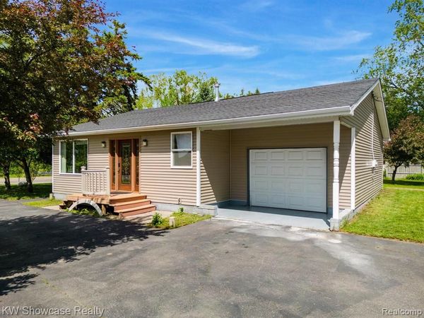 7969 Richardson Road , West Bloomfield Twp, MI 48323
