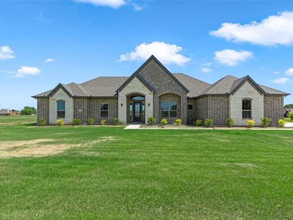 1121 CANYON LAKE Road , Wills Point, TX 75169
