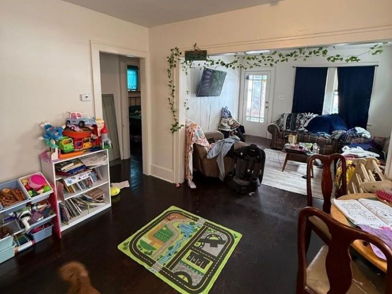 2394 Elyria Avenue , Lorain, OH 44055 Photo 3