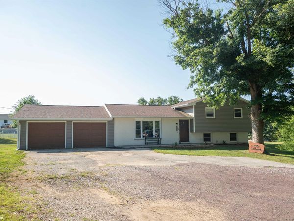 421 Orleans Court, Warsaw, IL 62379