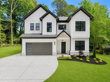 5019 Nichols Drive , Flowery Branch, GA 30542