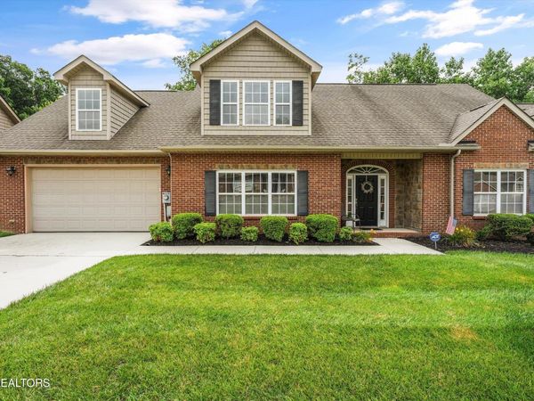4220 Platinum Drive, Knoxville, TN 37938