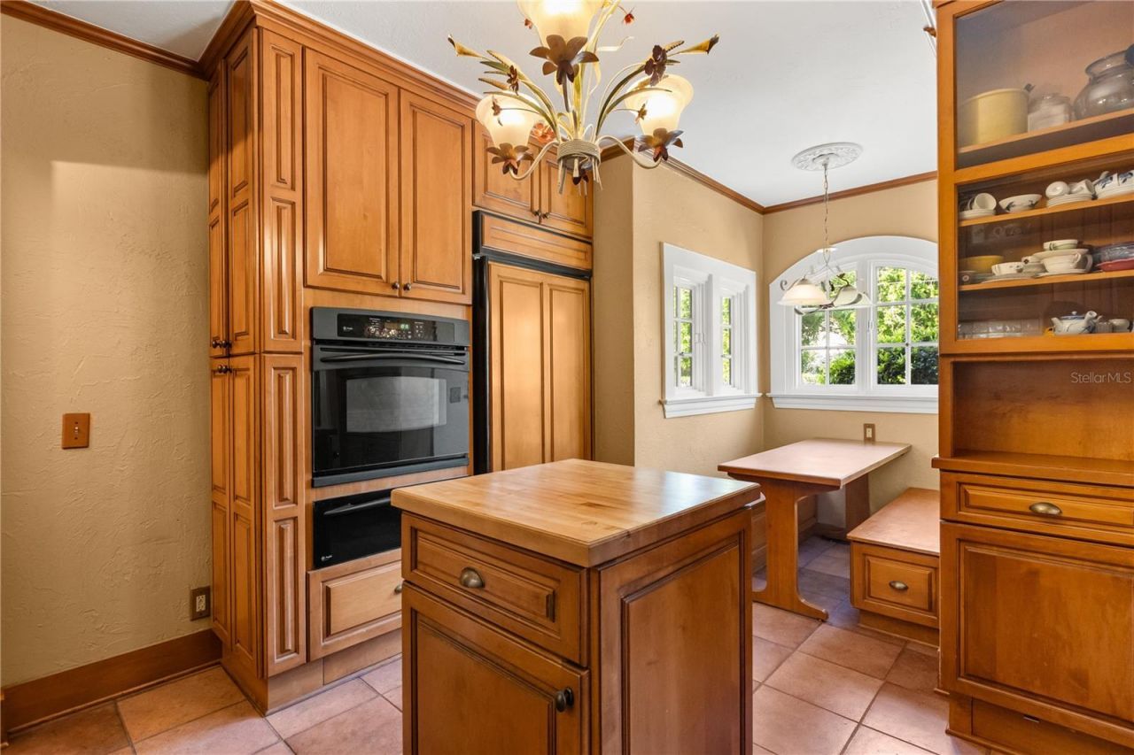 737 Springdale Rd, Orlando, FL 32804 Photo