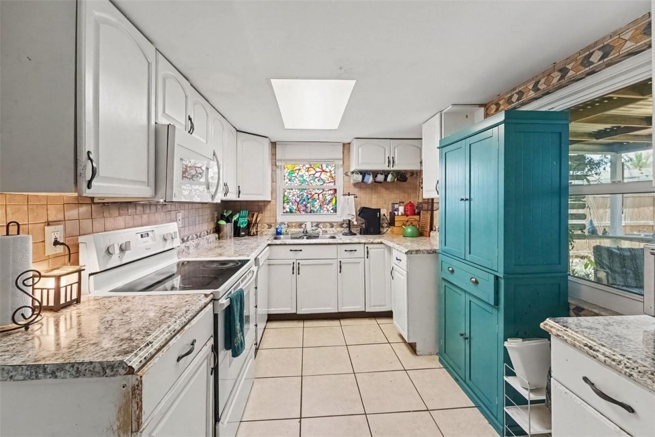 8143 Hixton Drive , Port Richey, FL 34668 Photo