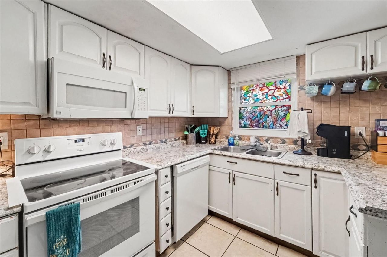 8143 Hixton Drive , Port Richey, FL 34668 Photo