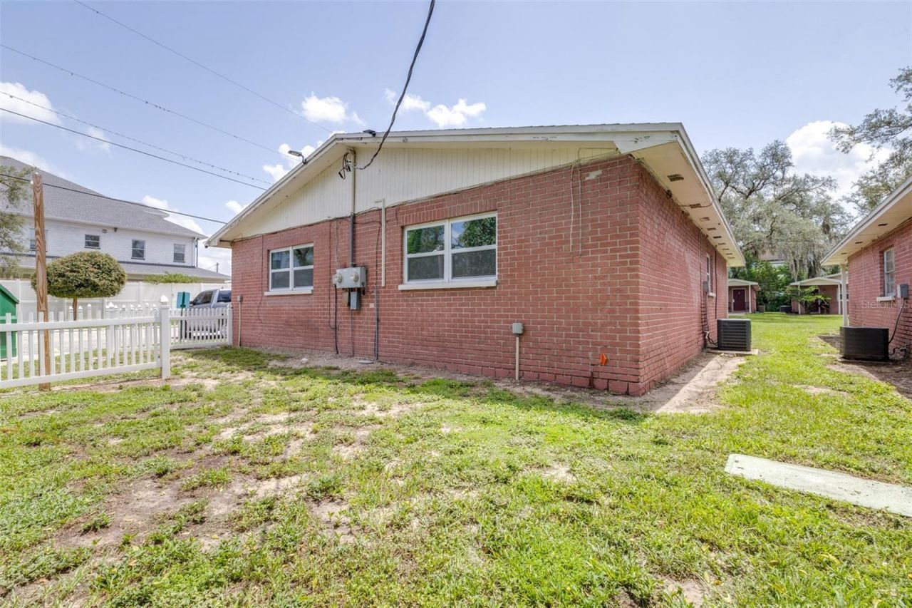 5901 Gibson Avenue, Tampa, FL 33617 Photo