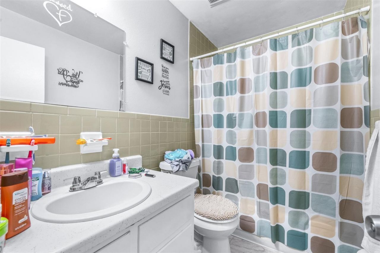 5901 Gibson Avenue, Tampa, FL 33617 Photo