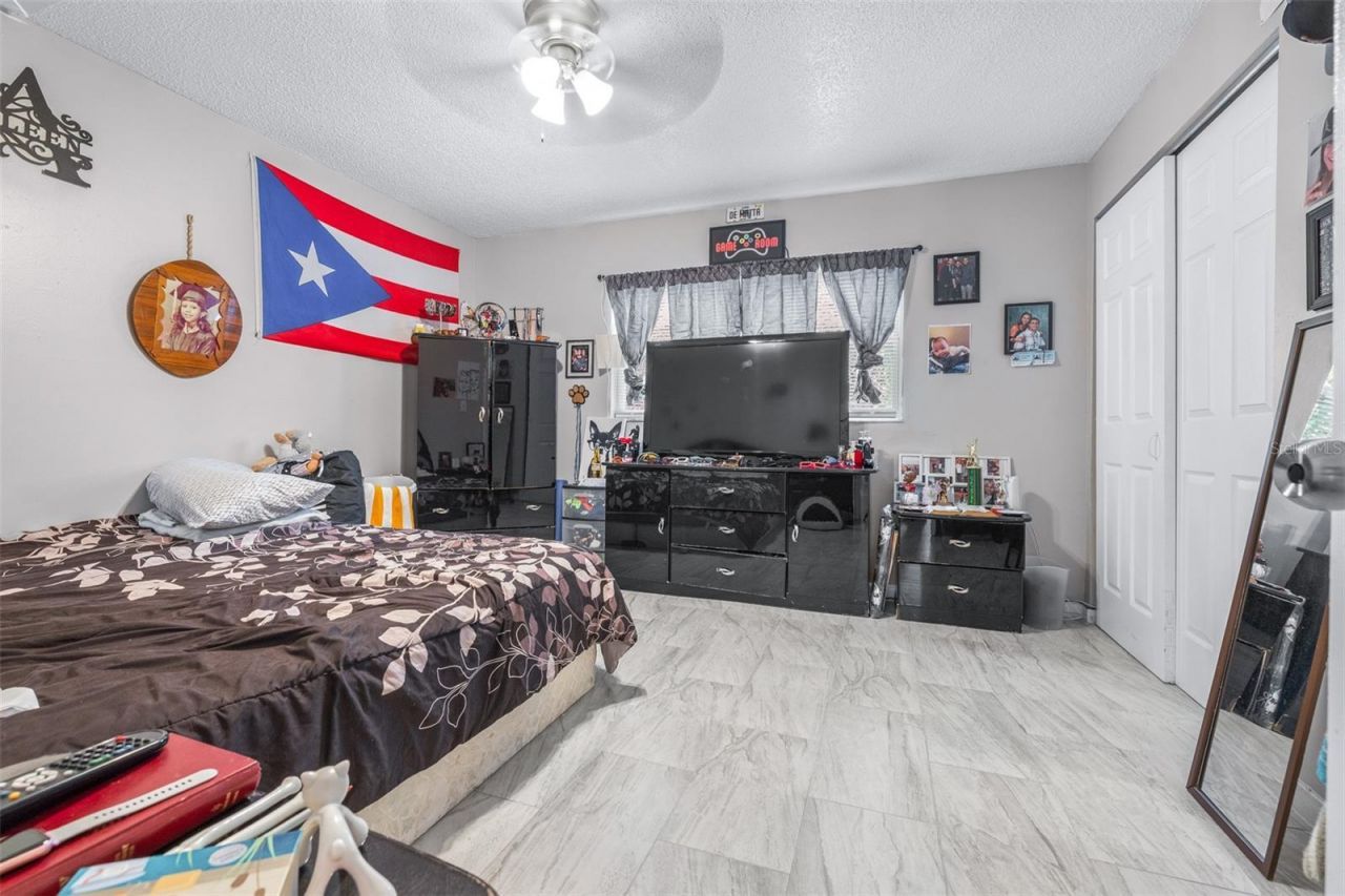 5901 Gibson Avenue, Tampa, FL 33617 Photo