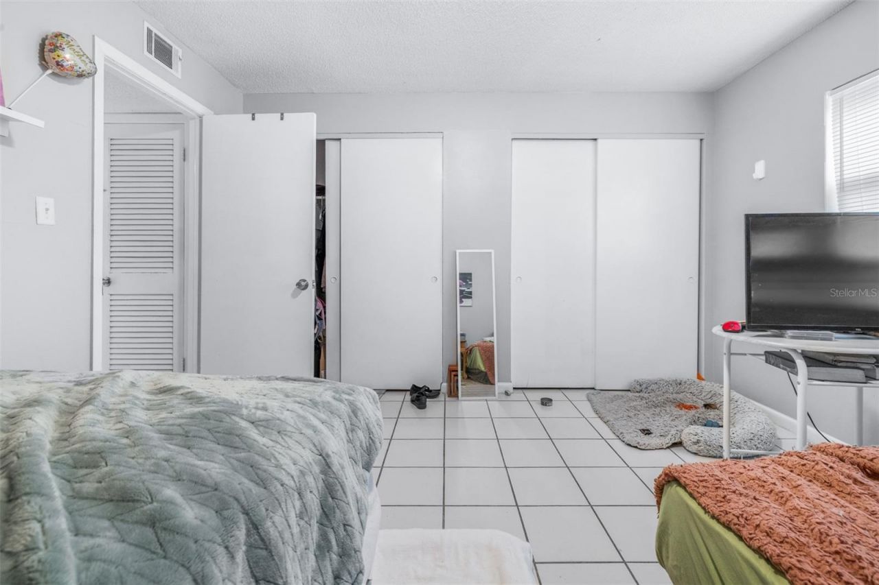 5901 Gibson Avenue, Tampa, FL 33617 Photo