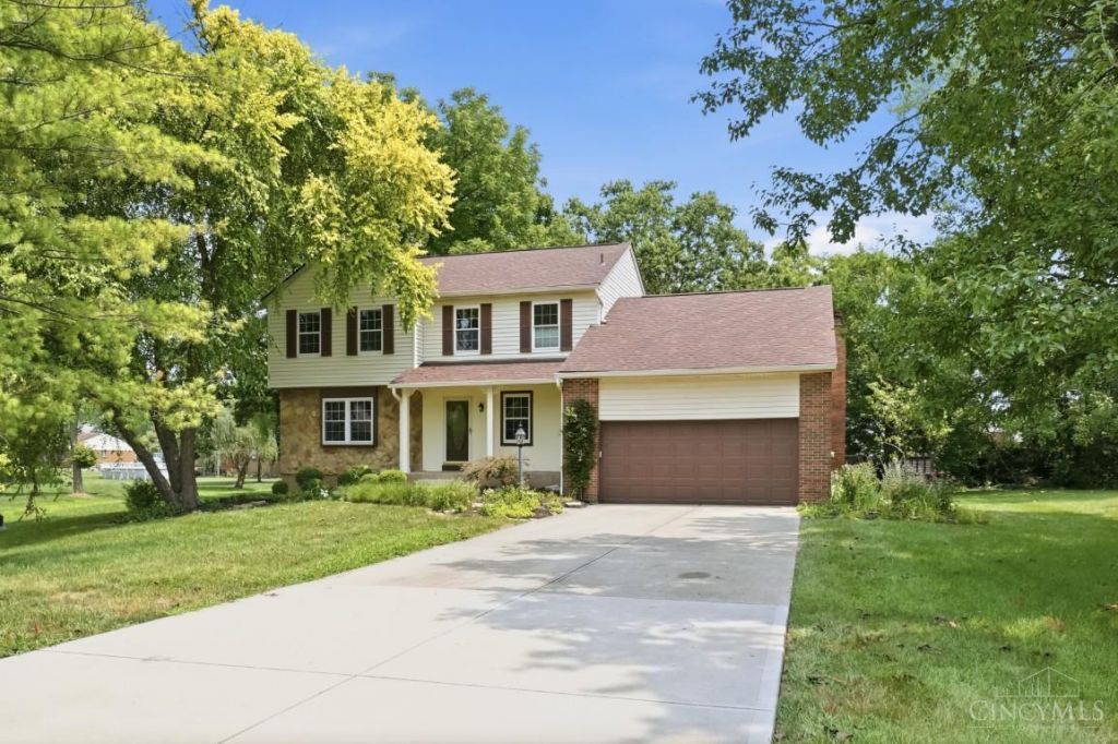 7590 Rolling Meadows Drive, West Chester, OH 45069 Main Photo