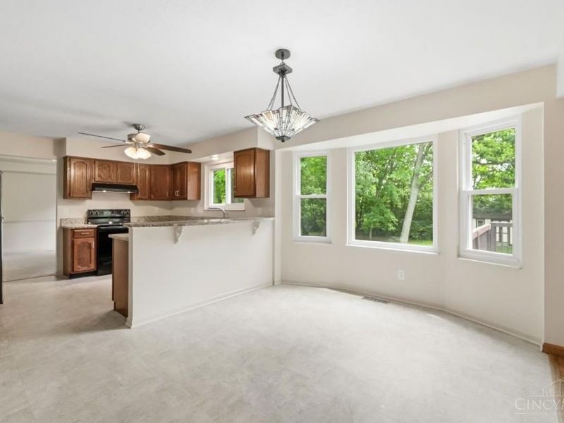 7590 Rolling Meadows Drive, West Chester, OH 45069 Photo 10