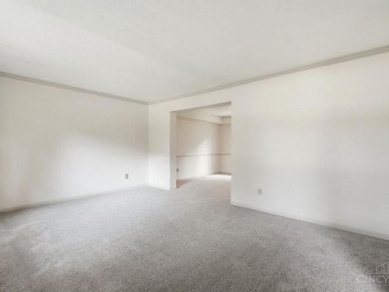 7590 Rolling Meadows Drive, West Chester, OH 45069 Photo 17
