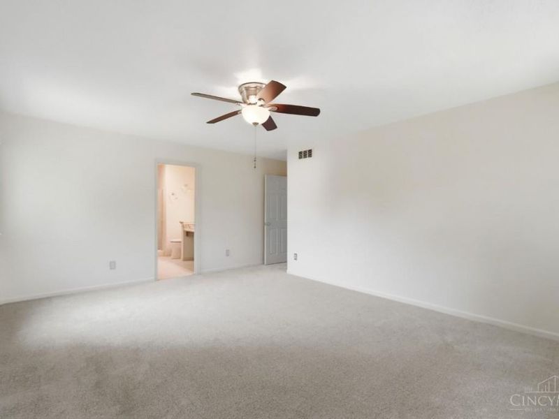 7590 Rolling Meadows Drive, West Chester, OH 45069 Photo 22