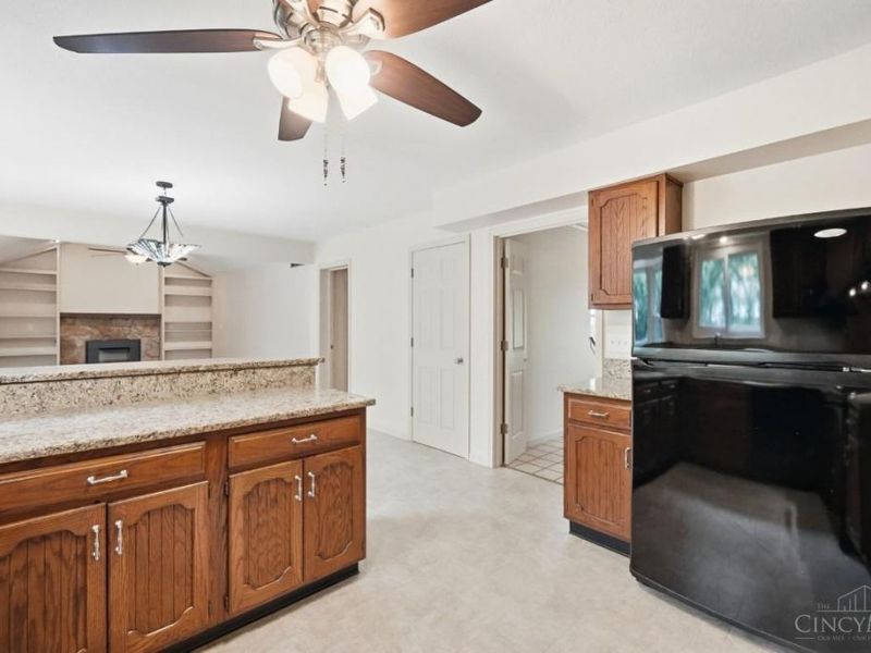 7590 Rolling Meadows Drive, West Chester, OH 45069 Photo 8