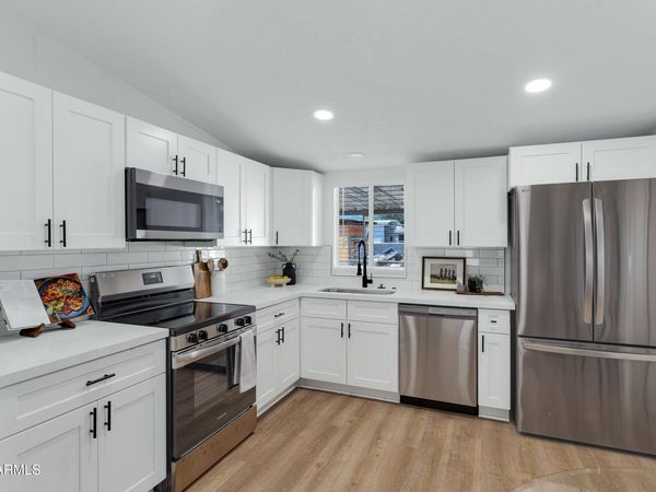 646 S 98TH Street, Mesa, AZ 85208
