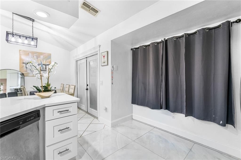 1871 Golden Gate Blvd E, Naples, FL 34120 Photo