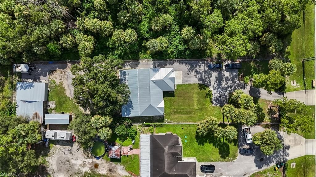1871 Golden Gate Blvd E, Naples, FL 34120 Photo
