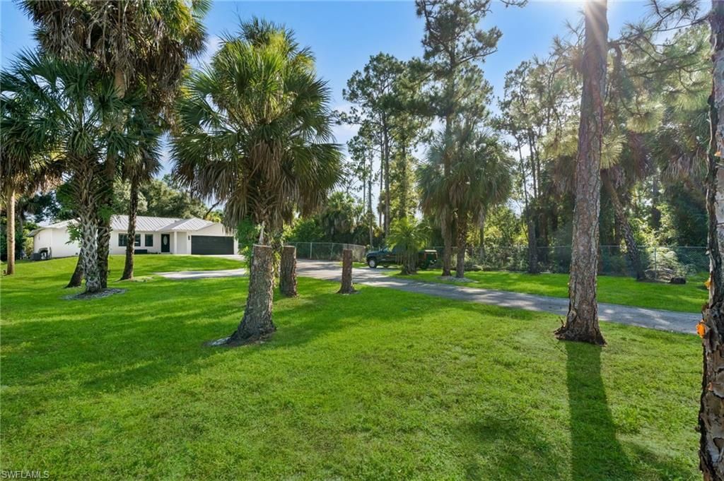 1871 Golden Gate Blvd E, Naples, FL 34120 Photo
