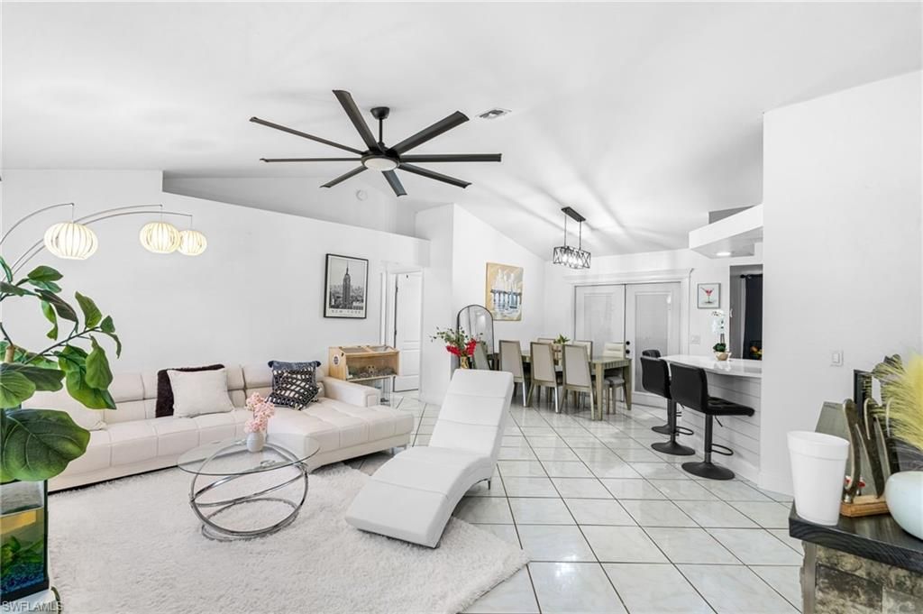 1871 Golden Gate Blvd E, Naples, FL 34120 Photo