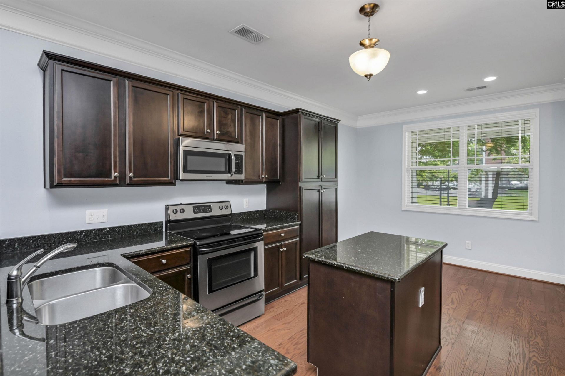 865 Forest Park Road  Photo 10