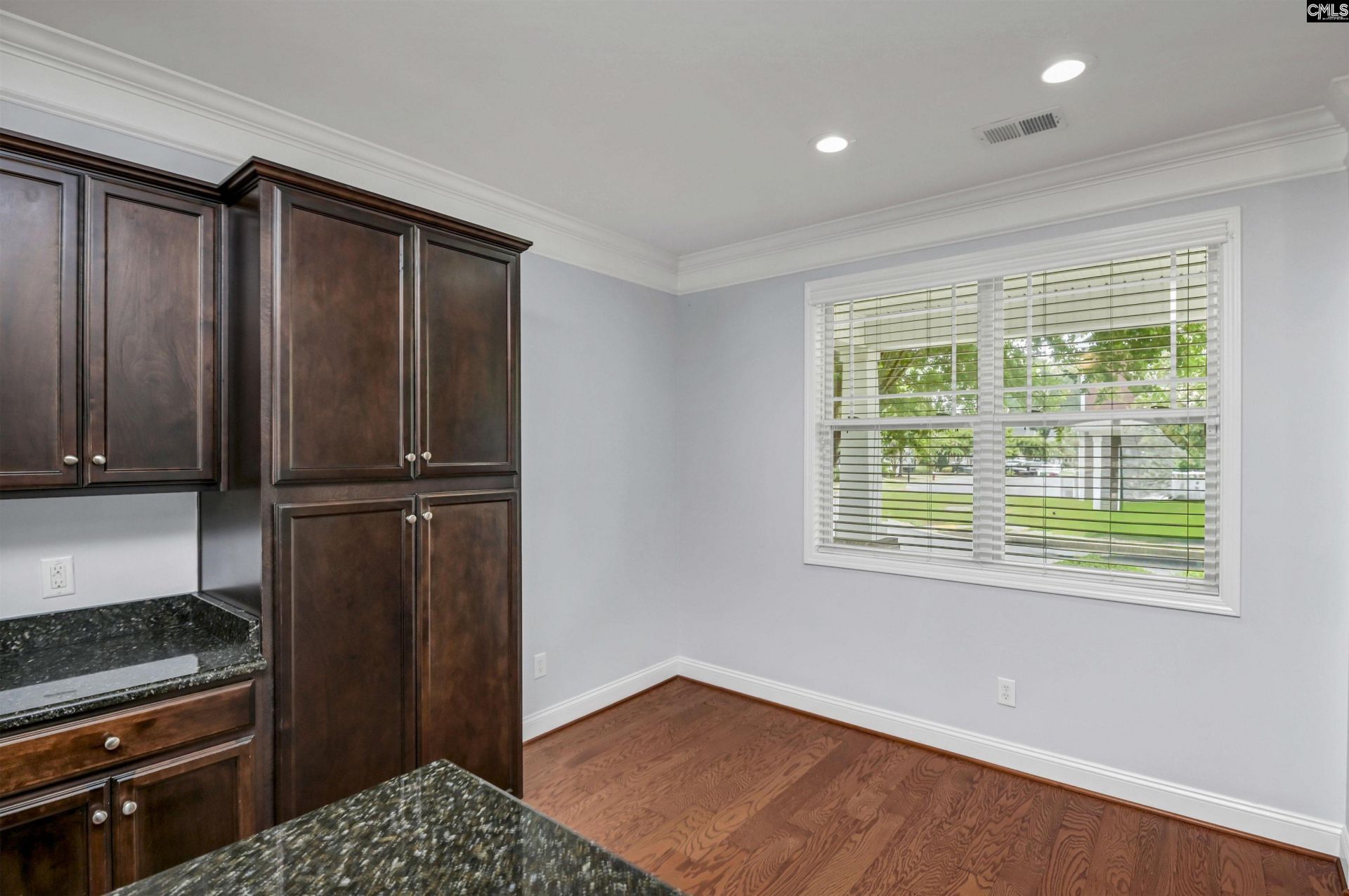 865 Forest Park Road  Photo 11